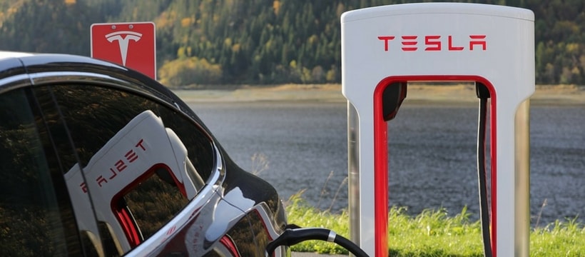 Tesla Tesla