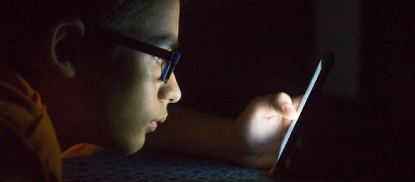 enfant-smartphone enfant smartphone