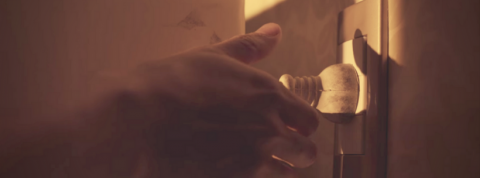 euthanasia appareils menagers main débrancher prise