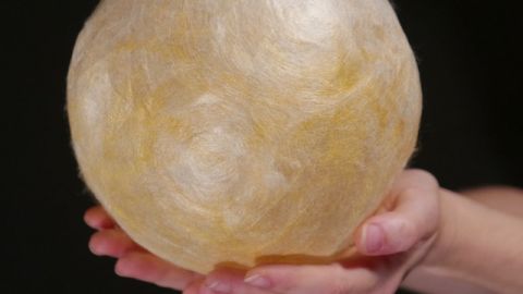 Sphère en soie Sericyne