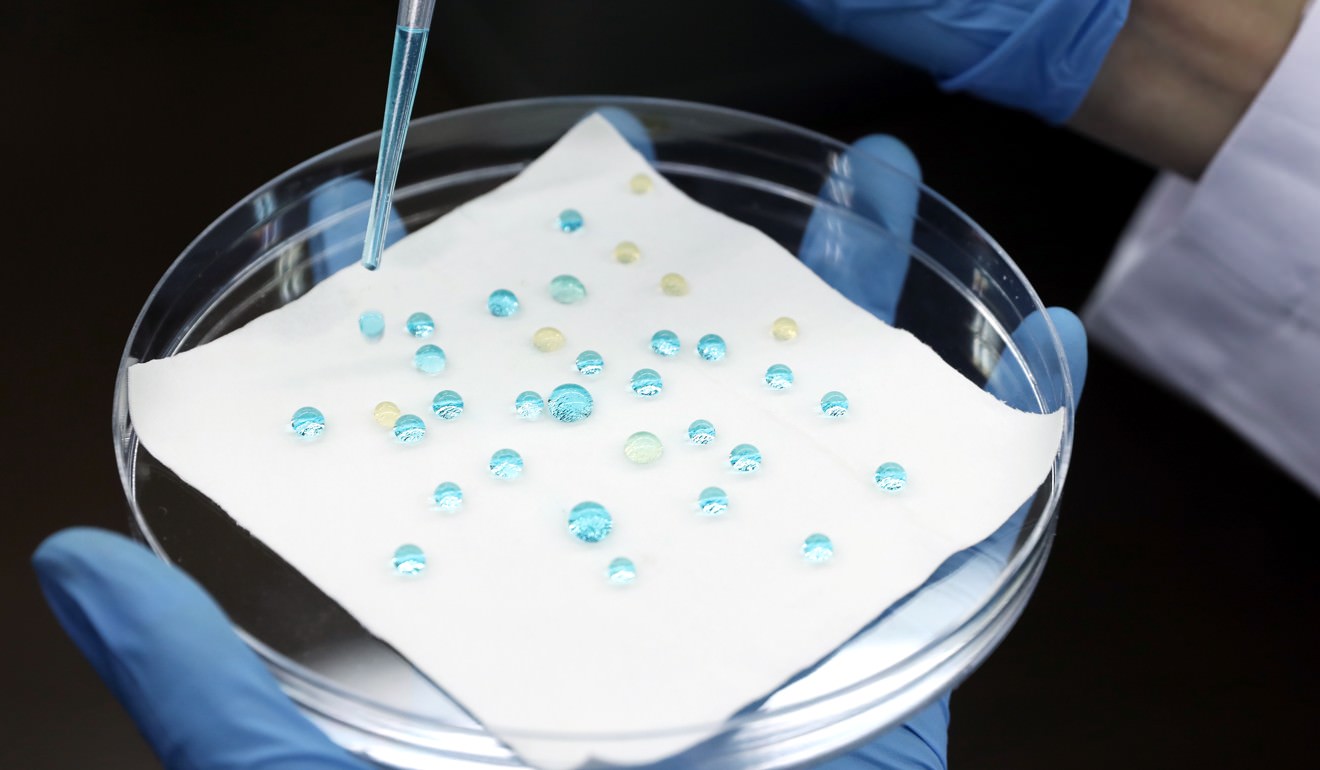 liquid-repellent surface Hong Kong University