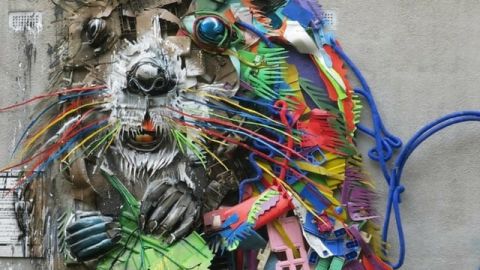 Castor bordalo II un castor geant cree a partir de dechets en plastique