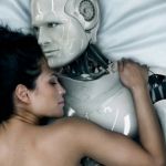 Une femme au lit avec un robot