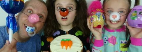 ToyFreaks Une capture d'écran de la chaîne YouTube Toy Freaks, fermée par YouTube