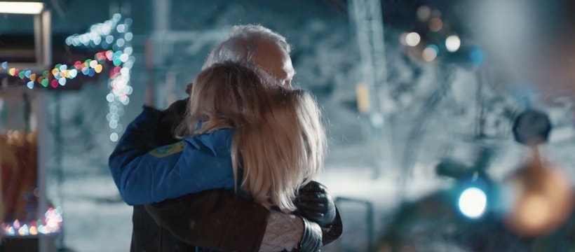 Bouygues Telecom calin entre un pere et sa fille