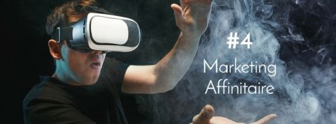 Homme avec un casque de realite virtuelle