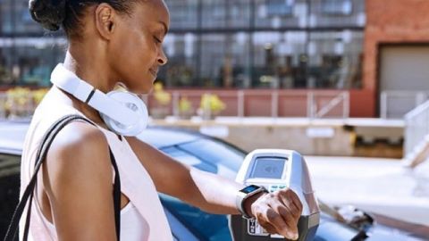 Visa offre la possibilité de payer avec une montre connectée