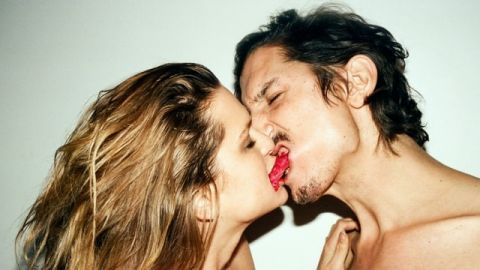 couple en train de s'embrasser