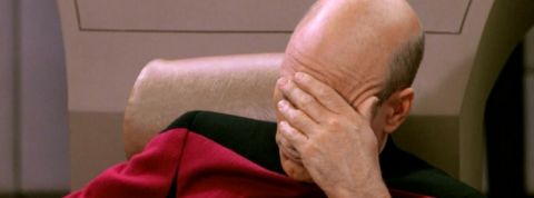 Kirk facepalm capitaine kirk qui se tient la tete