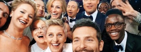 Selfitis brad pitt, ellen degeneres, bradley cooper et dautres acteurs americains prennent un selfie aux oscars
