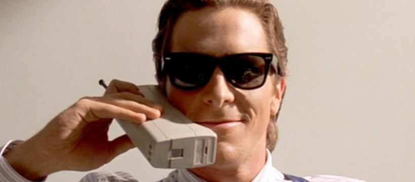 Christian Bale Mobile Phone Christian Bale avec un telephone portable a lancienne