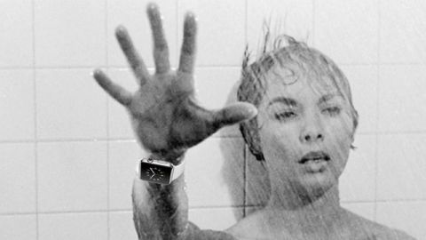 apple watch crime Un extrait du film Psychose, sur lequel a été ajouté une Apple Watch