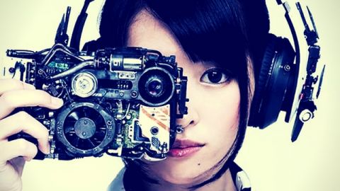 Un masque en mode cyborg punk