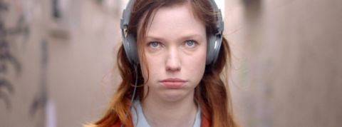 monoprix mono prix pub fille rousse