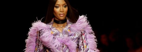 NaomiCampbell Naomi Campbell en train de défiler pour l'Arise Fashion Week