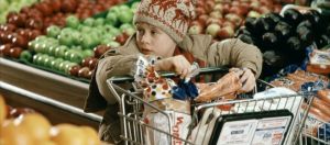 macauley culkin dans home alone au supermarché