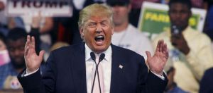 donald trump à un meeting