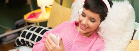 ado-musique ado écoutant musique