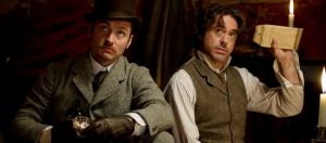 Jude Law et Robert Downey Junior dans le film Sherlock Holmes