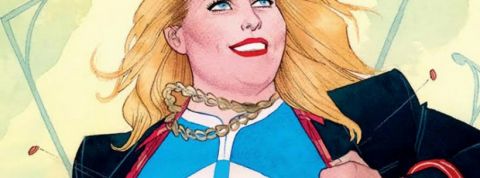 La première super-héroïne en surpoids arrive au cinéma Une femme blonde en costume de super-héros