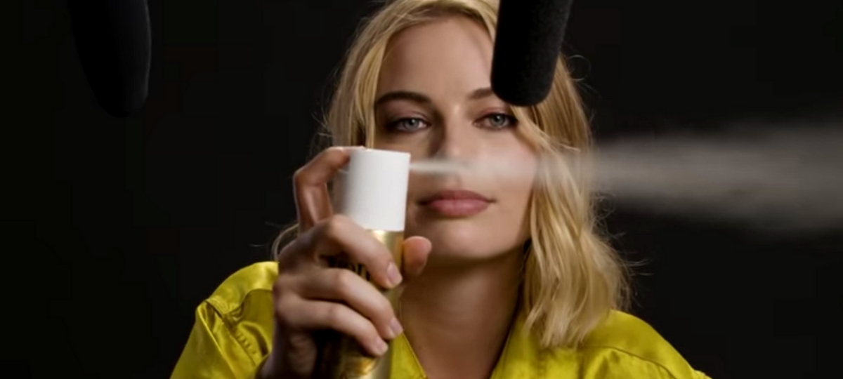 Margot Robbie s'essaye à l'ASMR pour W Magazine - L'ADN Margot Robbie