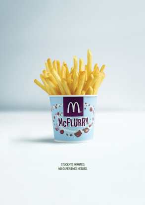 des frites dans un pot de McFlurry