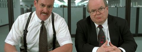 RH, il est temps de répondre à vos candidats Deux hommes en train de faire passer un entretien d'embauche