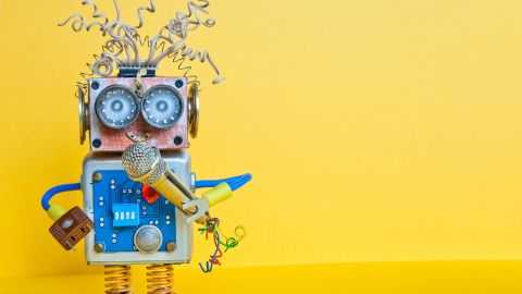 Les ateliers tech (pour les nuls) à ne pas manquer en octobre petit robot en jouet