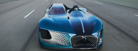 Les concept cars les plus fous du moment La DS Performance, une voiture à moitié ouverte et à fermée