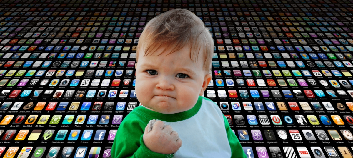 Les enfants réussissent à déjouer les limitations d'écran le meme - Yes Baby - devant un mur d'applications