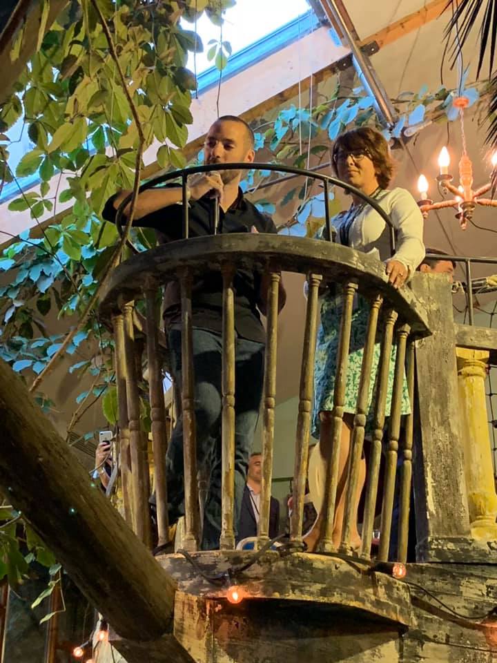 La directrice Europe de Desjardins Lab et le responsable de l'innovation de la BRED au lancement du Cooperathon 