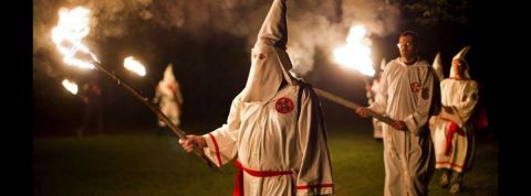 Un estrait de black Klansman Des membres du Ku Klux Klan
