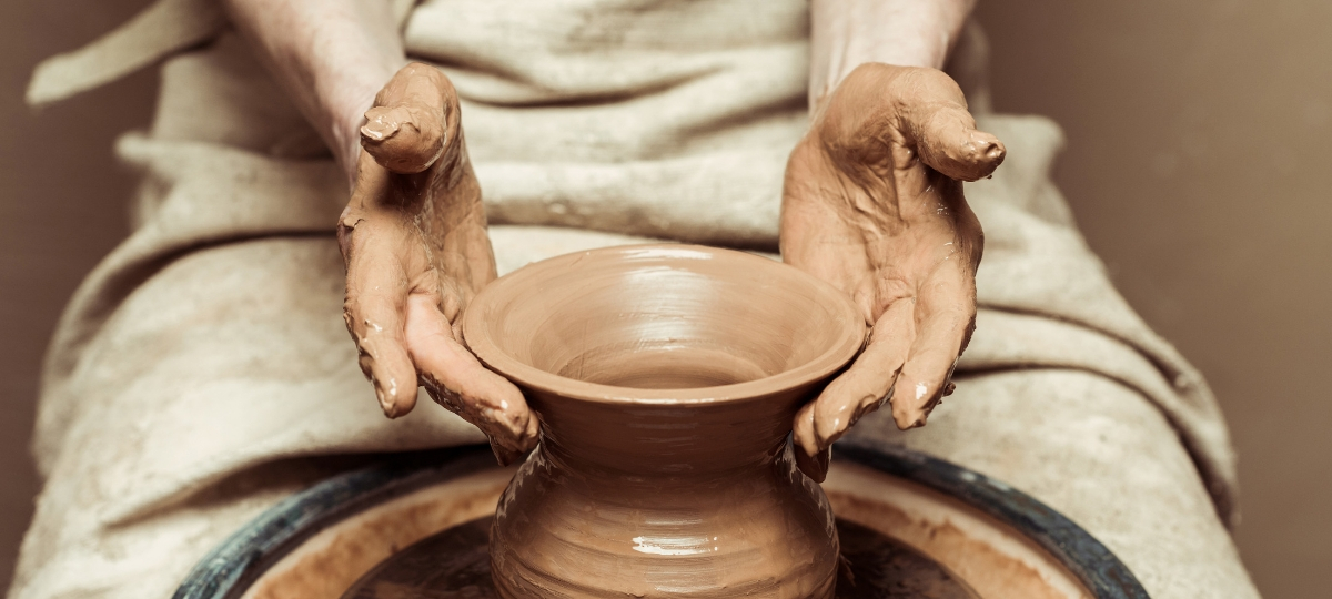 qu'est-ce qui pousse les cadres à se reconvertir dans l'artisanat ? poterie