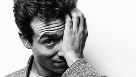 portrait noir & blanc Hugo Clément