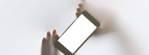 we croak application mort téléphone blanc