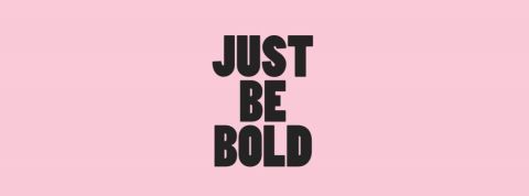 BOLD, les avocats des start-up en France Just Be Bold, le logo du cabinet d'avocats BOLD, sur un fond rose