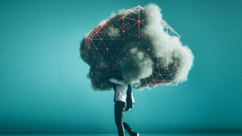 Un homme à tête de nuage