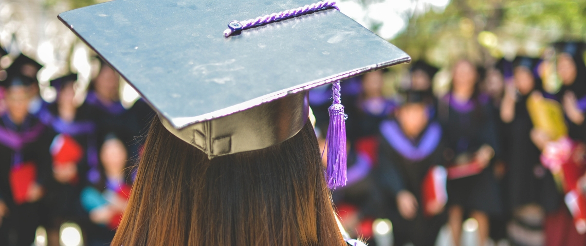 Havas lance Havas university Une diplômée de dos