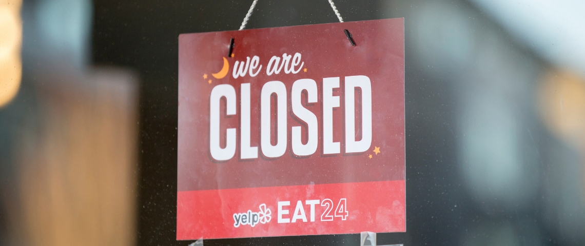 Un restaurant de burgers a dû mettre la clef sous la porte suite à une critique élogieuse Le signe