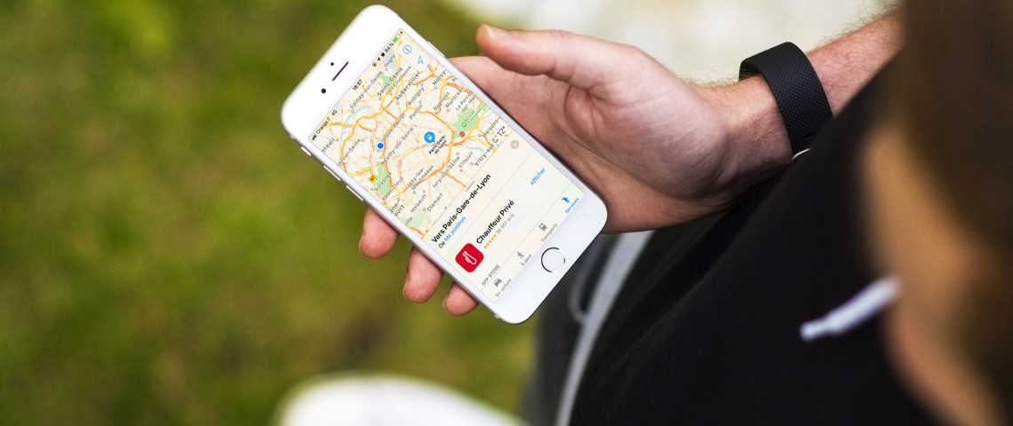 Chauffeur Privé est disponible sur Plans Un smartphone avec l'application Plans d'Apple
