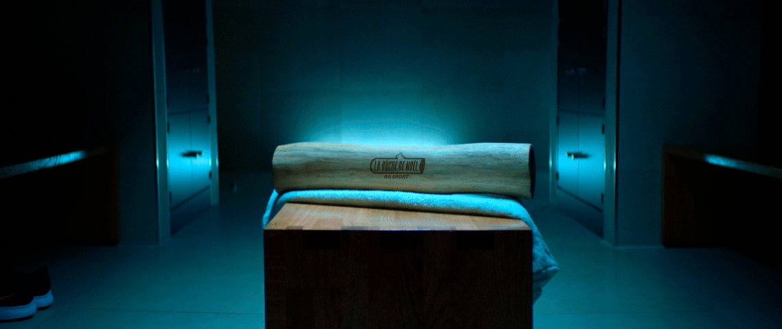 Go Sport détourne la bûche de Noël Publicité Go Sport
