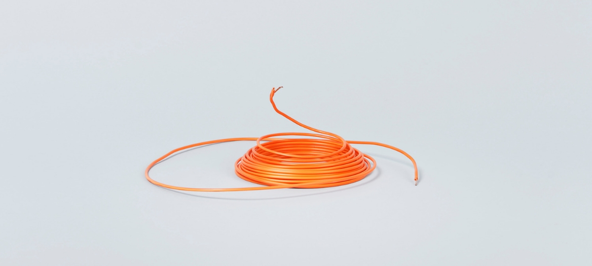 rouleau de ficelle orange