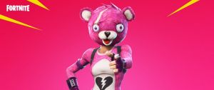 un personnage de jeu vidéo de fortnite avec une tête d'ours rose
