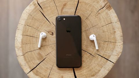 iPhone et écouteurs