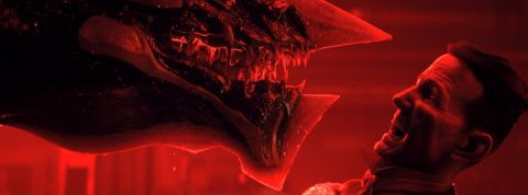 Netflix : 2 nouveautés dystopiques à binger en mars 2019 un alien crache à la tête d'un humain