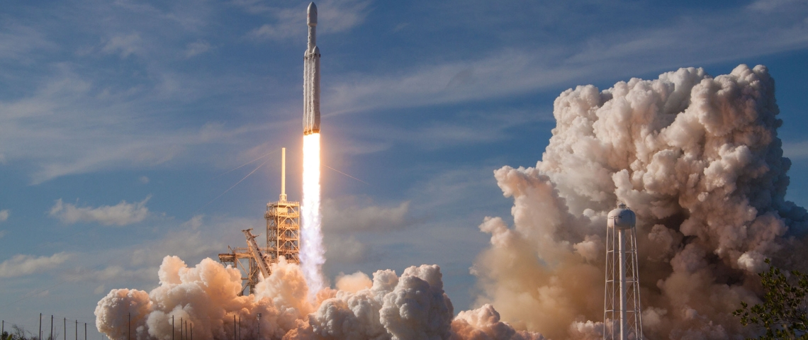 SpaceX accuse Arianespace de concurrence déloyale Lancement d'une fusée spatiale