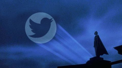 Batman signale Twitter