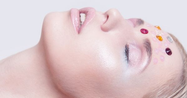 Tendance Beaute 19 Des Pierres Et Cristaux En Guise De Soins Du Visage