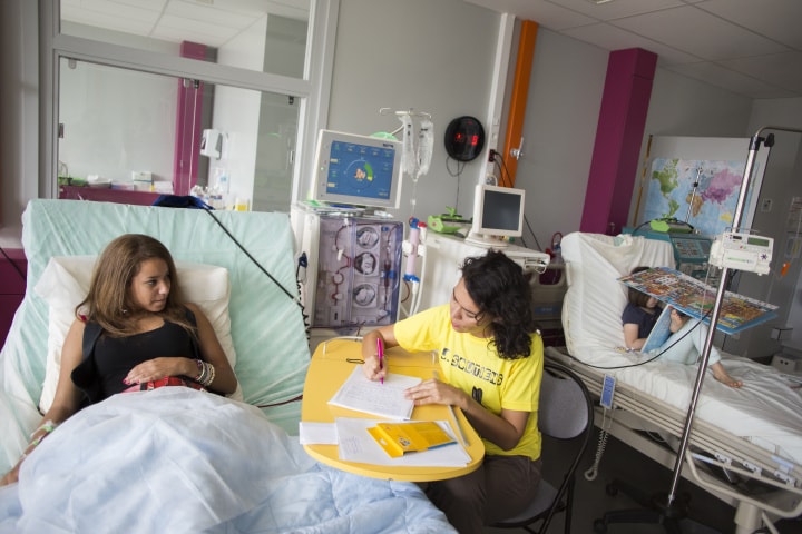 Une journaliste bénévole à l'hôpital