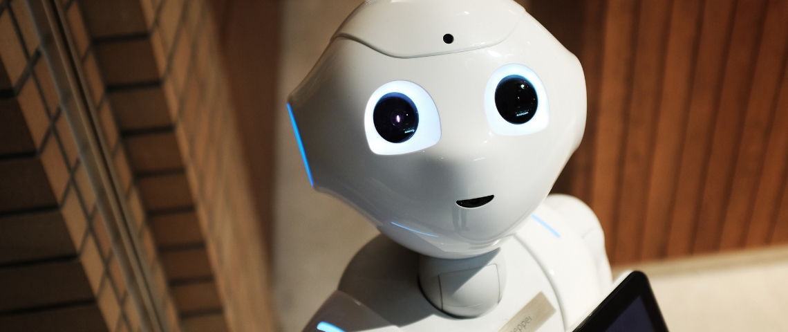 40% des start-up IA ne font pas d'IA Un robot blanc